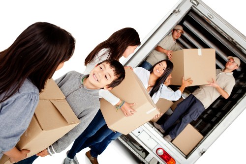 Moving truck service for homes and businesses in Lambeth